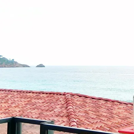 Il Cantone Del Faro