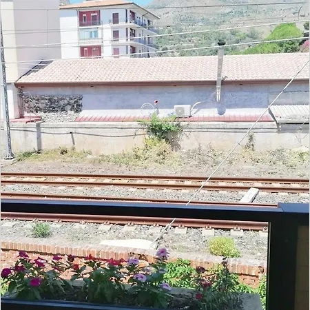 Affittacamere Il Cantone Del Faro 4*
