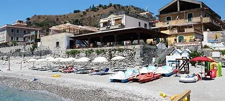 Guest house Il Cantone Del Faro 4*