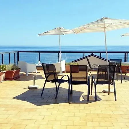 Il Cantone Del Faro Affittacamere Giardini Naxos
